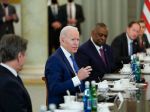 Biden vo Varšave: Putin "nemôže zostať pri moci"