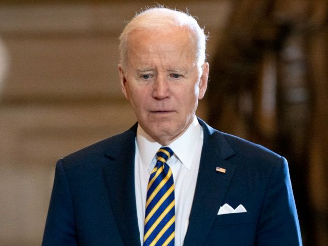 Biden: Uvidíme, či Rusi deeskalujú situáciu na Ukrajine