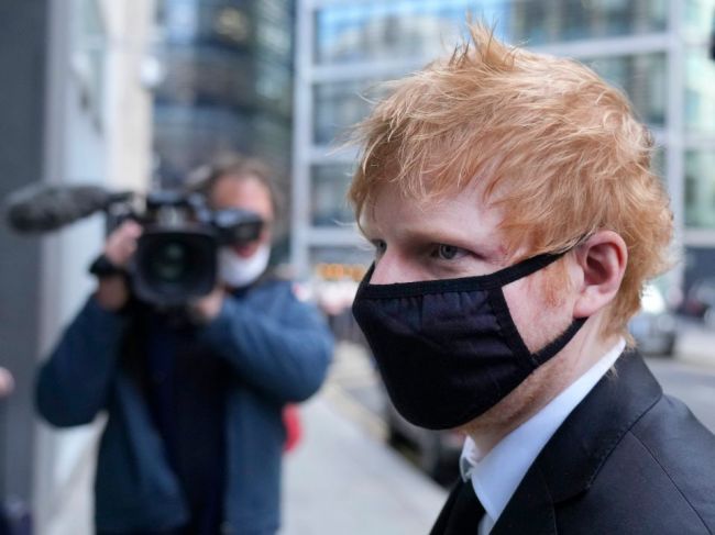 Spevák Ed Sheeran uspel v súdnom spore o autorské práva k Shape of You