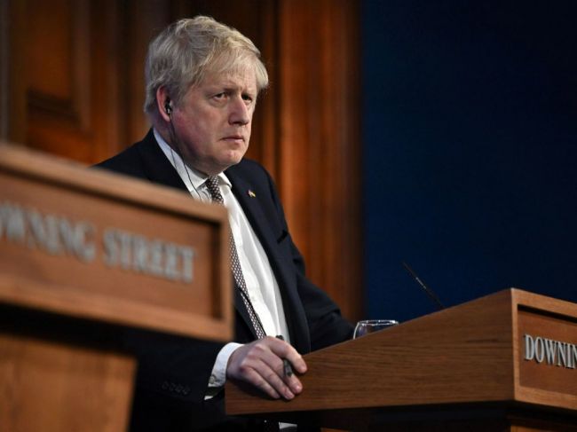 Johnson po stretnutí so Scholzom: Británia pošle Ukrajine ďalšie zbrane