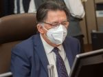 Budaj zvolá k zvozom zálohovaných fliaš okrúhly stôl, cez sviatky zvoz posilnia