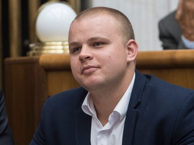 Mazurek nemusí zaplatiť Sabakovi 20.000 eur, trestu sa však celkom nevyhol