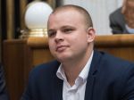 Mazurek nemusí zaplatiť Sabakovi 20.000 eur, trestu sa však celkom nevyhol