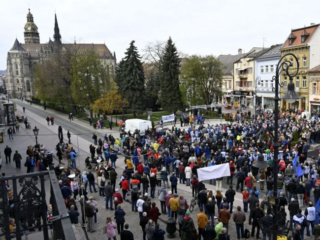 V Košiciach protestovali odborári a dôchodcovia 