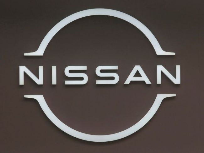 Francúzsko vydalo medzinárodný zatykač na bývalého šéfa Nissanu Carlosa Ghosna