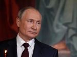 Putin zagratuloval Macronovi k víťazstvu v prezidentských voľbách