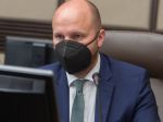 Naď: Slovensko s EÚ intenzívne rokuje o náhrade za materiál darovaný Ukrajine