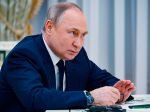 Johnson neočakáva, že Putin na Ukrajine použije taktické jadrové zbrane