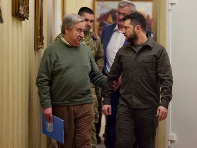 Guterres neberie raketové útoky v Kyjeve osobne