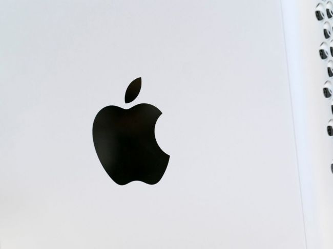 Eurokomisia obvinila Apple zo zneužívania dominantného postavenia na trhu