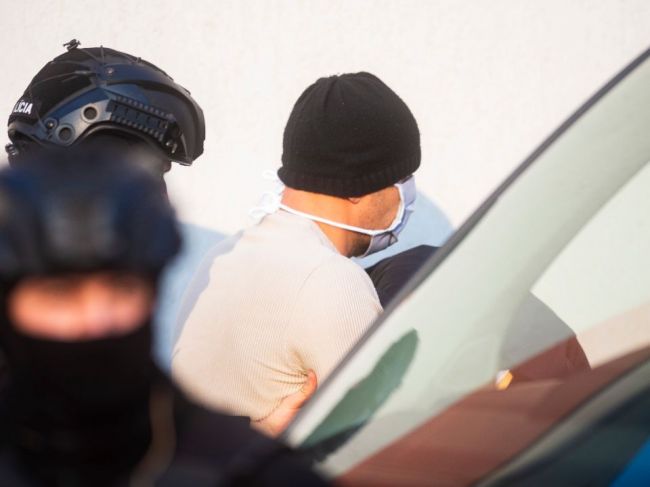 Expolicajti z kauzy Očistec, ktorí brali úplatky, dostali podmienečný trest