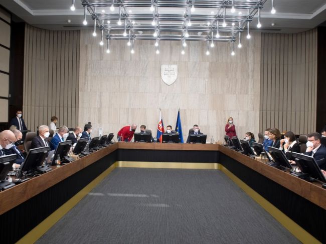 Slovensko nakúpi Ukrajine zdravotnícky materiál za 1,4 milióna eur