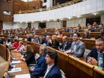 Dôchodcom bude ako pomoc pri zdražovaní vyplatený 13. dôchodok už v júli