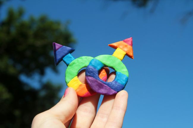 Nemeckí katolícki duchovní plánujú v utorok požehnať 80 homosexuálnych zväzkov