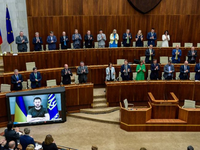 Poslanci OĽANO ocenili príhovor Zelenského
