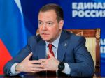 Medvedev: NATO riskuje vypuknutie priameho vojenského konfliktu s Ruskom