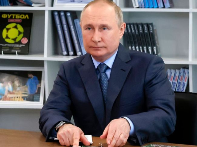 The Guardian: Putin je osobne zapojený do plánovania vojenských operácií