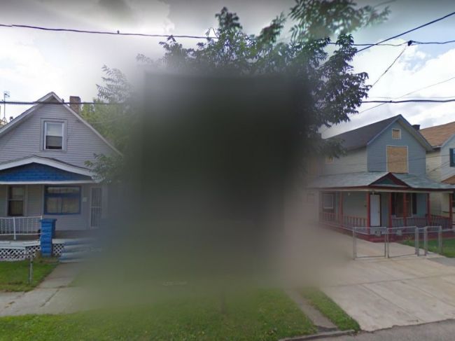 Google mapy cenzurovali dom na všednej ulici. Skrýva sa za tým desivý dôvod