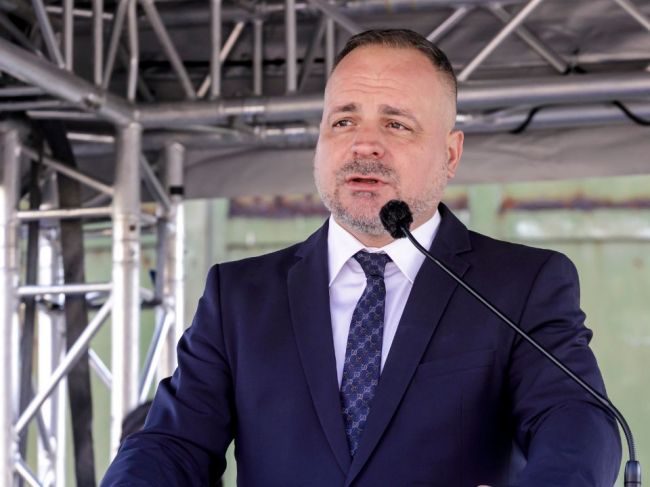 Juraj Droba vyzýva poslancov NR SR, aby neschválili úpravu daňového bonusu
