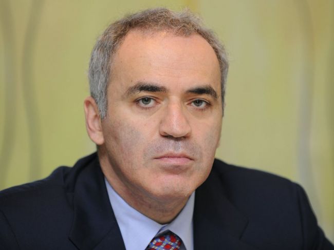 Rusko zaradilo na zoznam zahraničných agentov Chodorkovského aj Kasparova
