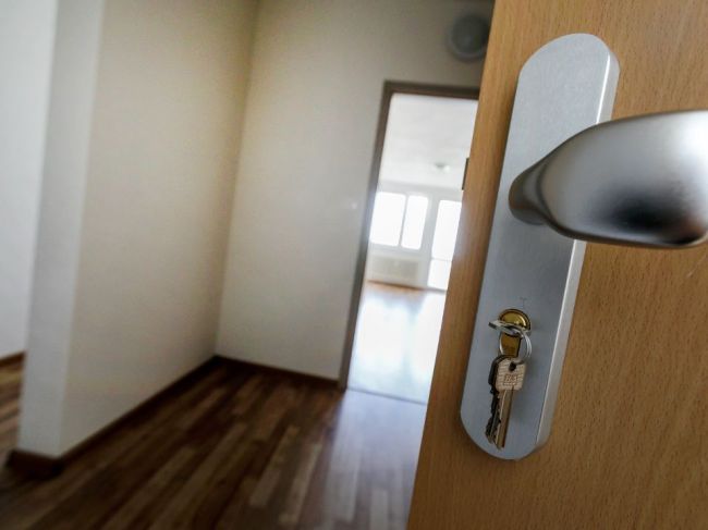 Výrazný rast cien nehnuteľností pokračoval aj na začiatku tohto roka