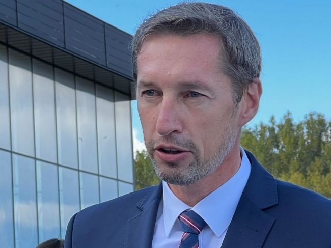 Majerský: Vláda zlyháva v krízovom riadení, situáciu treba bezodkladne riešiť