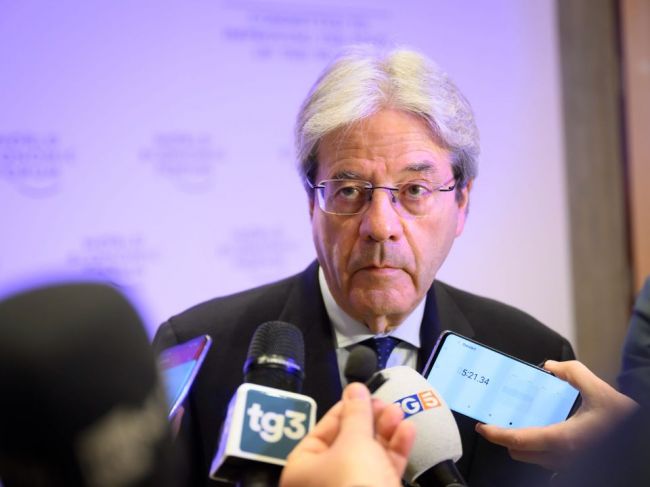 P. Gentiloni: EK predloží návrh reformy Paktu stability a rastu po lete