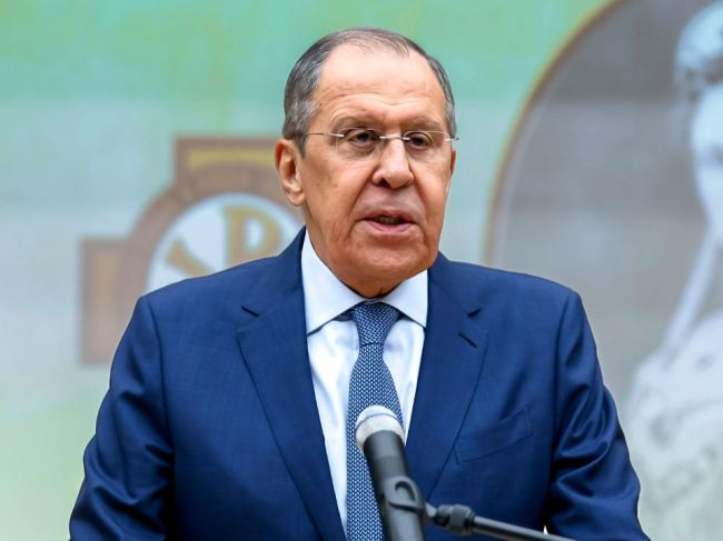 Lavrov musel zrušiť návštevu Srbska, okolité krajiny uzavreli vzdušný priestor
