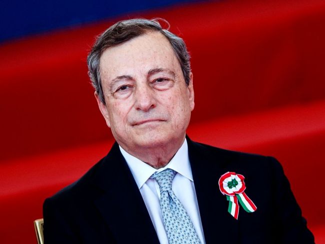 Draghi navrhuje celoeurópsku schému na ochranu pred vyššími cenami energií
