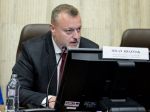 Krajniak: Vláda je pripravená na rokovanie o zvyšovaní platov
