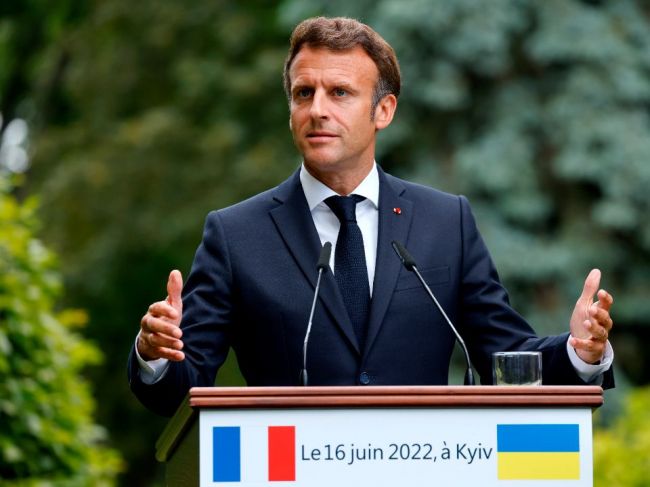 Macron v Kyjeve: Za určitých podmienok som pripravený rokovať s Putinom