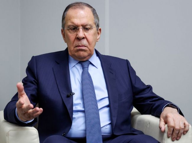 Lavrov pre BBC: Rusko sa nehanbí ukázať, aké v skutočnosti je