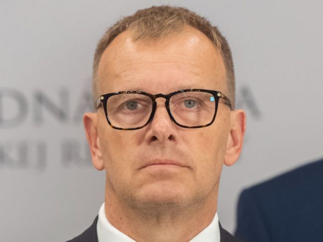 Kollár vyzýva na upokojenie situácie, vládu chce dokončiť v štvorkoalícii