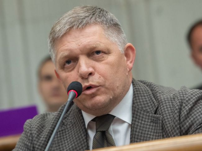 Fico: Začiatkom budúceho týždňa podáme návrh na odvolanie Samuela Vlčana