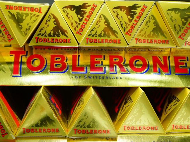 Švajčiarska čokoláda Toblerone sa bude od budúceho roka vyrábať aj v Bratislave