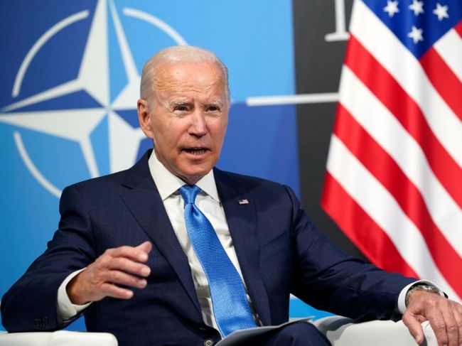 Biden: USA do Európy pošlú ďalších vojakov a techniku na posilnenie NATO