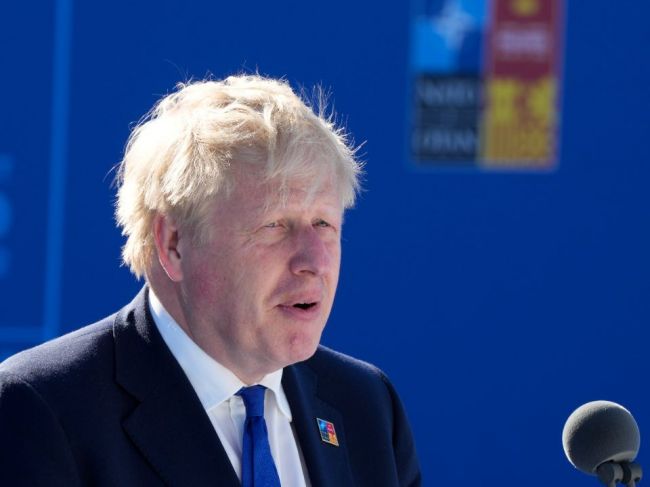 Boris Johnson vyjadril odhodlanie podporovať východné krídlo NATO