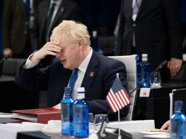 Johnson varoval pred bojkotom summitu G20 v prípade účasti Putina