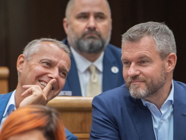 Hlas-SD sa obáva, že nemocnice z plánu obnovy sa nestihnú postaviť do júna 2026