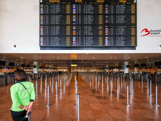Letecká spoločnosť po nátlaku odborov zruší počas leta 675 letov