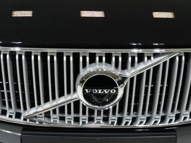 Volvo je pre Slovensko nevyhnutnou investíciou, zvýši úroveň priemyslu