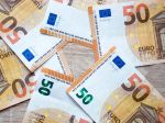 Sociálni partneri sa prvý raz dohodli na minimálnej mzde, zvýši sa na 700 eur