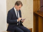 Matovič hovorí o ponuke odmeny 500 eur pre zdravotníkov, Richard Raši to kritizuje