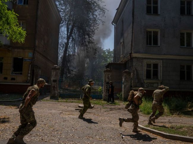 Ukrajinská armáda hlási odrazenie ruských útokov na Sloviansk