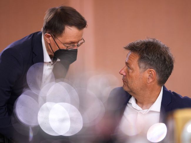 Nemecká vláda očakáva nárast pozitivity na COVID-19, predstavila nový plán opatrení