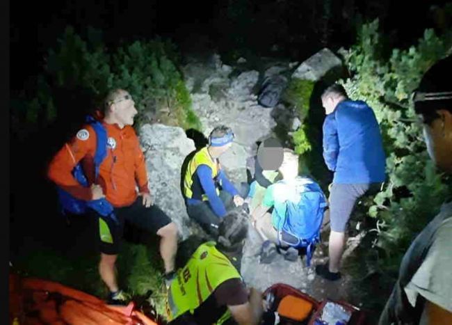 Záchranári v Západných Tatrách pomáhali zranenej 44-ročnej turistke