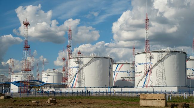 Do Česka opäť prúdi ruská ropa