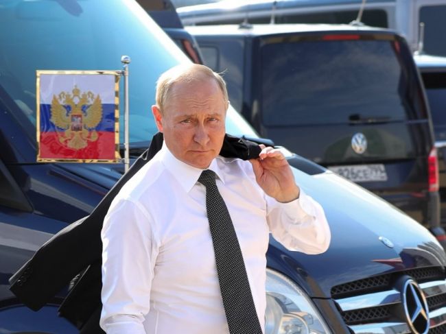 Putin reagoval na návštevu Pelosiovej na Taiwane