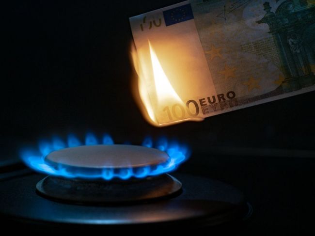 Ceny zemného plynu v Európe vzrástli na nový rekord druhý deň po sebe