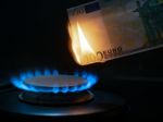 Ceny zemného plynu v Európe vzrástli na nový rekord druhý deň po sebe